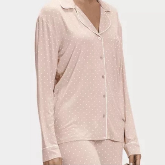 UGG Other - UGG LA Sunset Dots Lenon Pajama Top